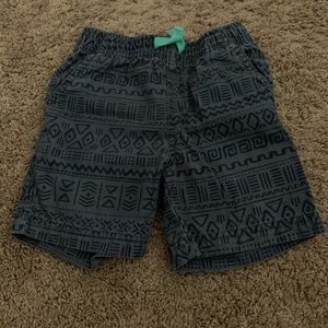 Boys 4T shorts $4